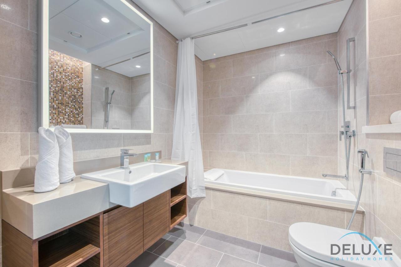 Notable 2Br At Sobha Hartland Greens Mbr City By Deluxe Holiday Homes Dubai Exterior photo